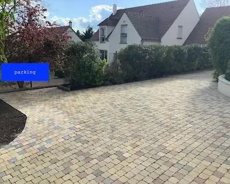 Prázdninový dům Maison A La Campagne Proche Couilly-Pont-aux-Dames