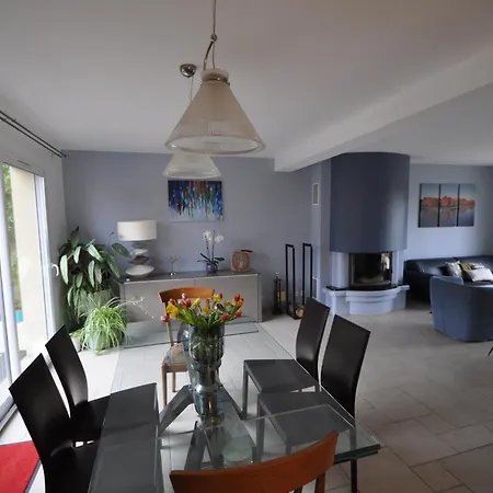 Maison A La Campagne Proche
