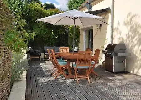 Maison A La Campagne Proche Сasa de vacaciones *